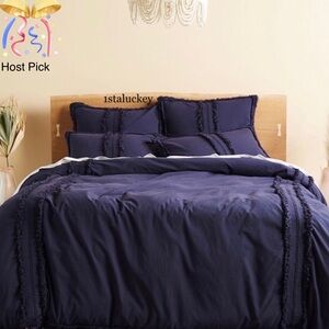 Anthropologie Fringed Mirabella Duvet 🎊 Host Pick